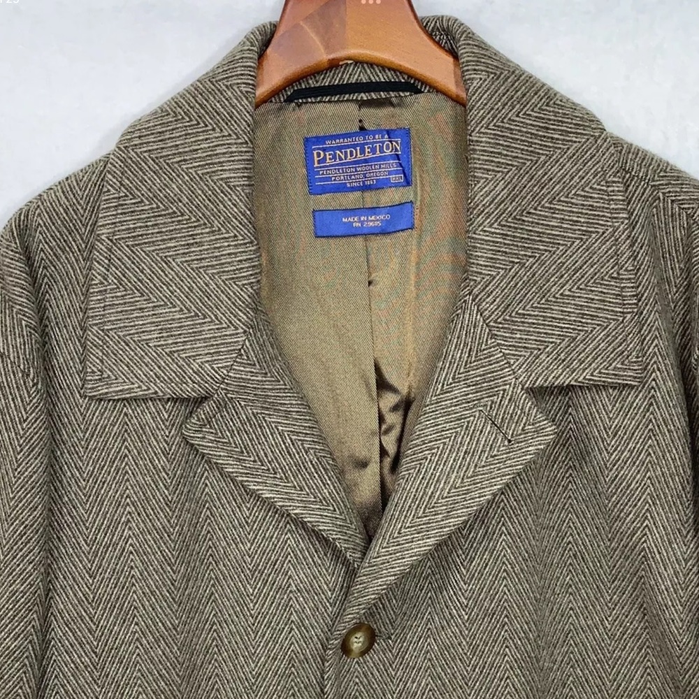 Pendleton coat, sharp herringbone wool blend.  Soft and warm.